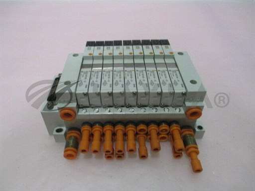 US2979/-/SMC US2979 Pneumatic Manifold, 9 VQ1101N-5, 415585/SMC/_01
