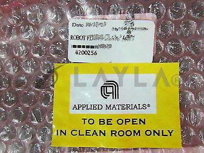 4200256//AMAT 4200256 Robot Fixing Clamp Assembly/APPLIED MATERIALS (AMAT)/_01