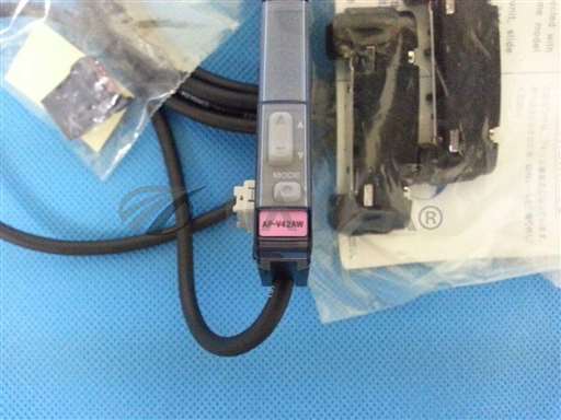 AP-V42AW | APV42AW | 8156220//NEW KEYENCE AP-V42AW PRESSURE SENSOR AMPLIFIERS APV42AW/KEYENCE/_01