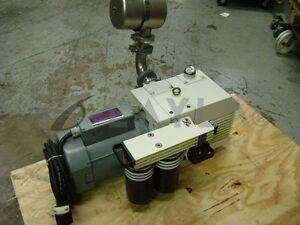Kat. Fabr. Nr.: 91389-2L921101183/-/2784  Leybold Heraeus Trivac Type: D40BCS Vacuum Pump/Leybold Heraeus/_01