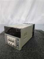 Omron E5C4-R40J Analog Celsius Temperature Controller, 109410