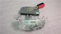 /-/Cutler Hammer CC371H1 Switch Handle On/Off New w/ Bracket & Hardware//_01