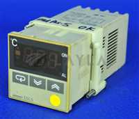 OMRON TEMPERATURE CONTROLLER E5CS-R1KJX