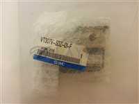 NEW IN PACKAGE SMC VT307V-5DZ-01-F PNEUMATIC VALVE VT307V5DZ01F