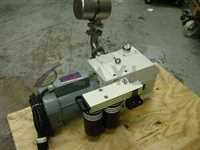 Kat. Fabr. Nr.: 91389-2L921101183/-/2784  Leybold Heraeus Trivac Type: D40BCS Vacuum Pump/Leybold Heraeus/_01